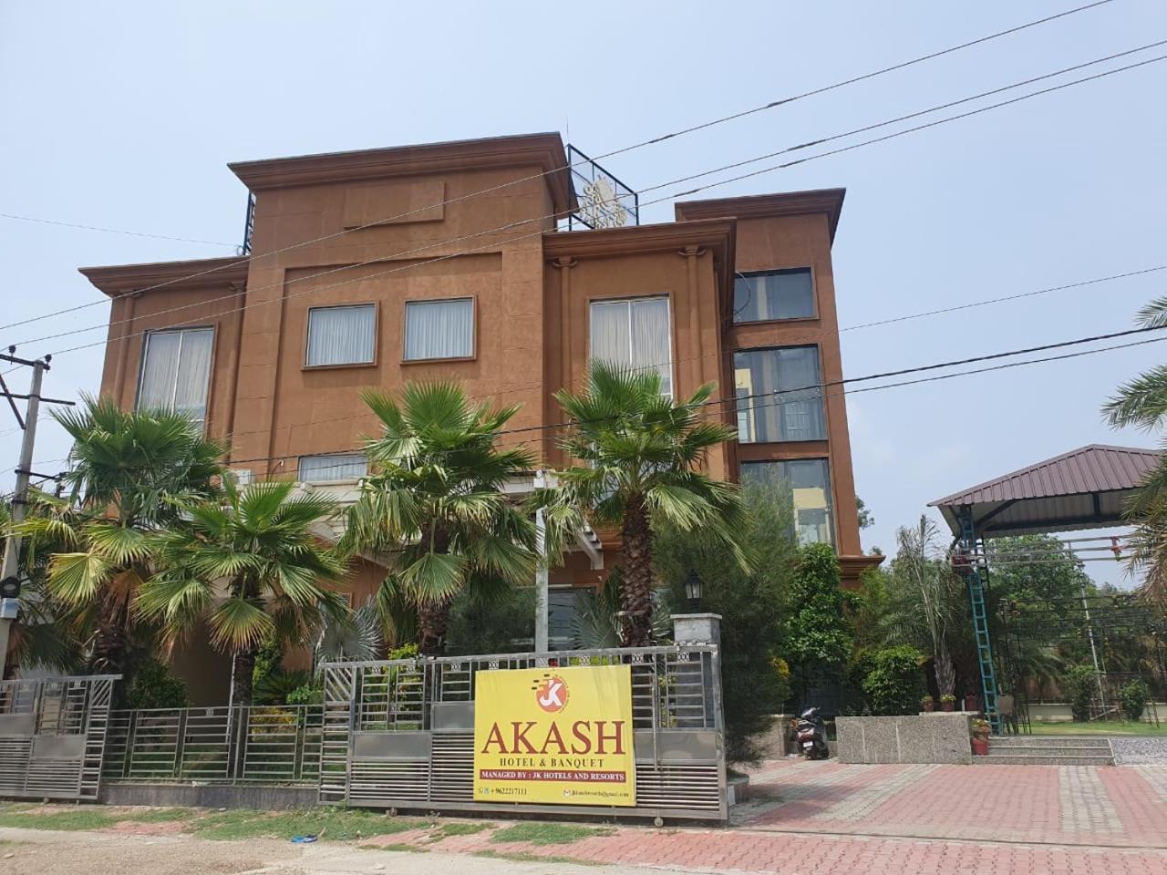 Akash Hotel Managed By Jk Hotels & Resorts Kathua Exteriör bild
