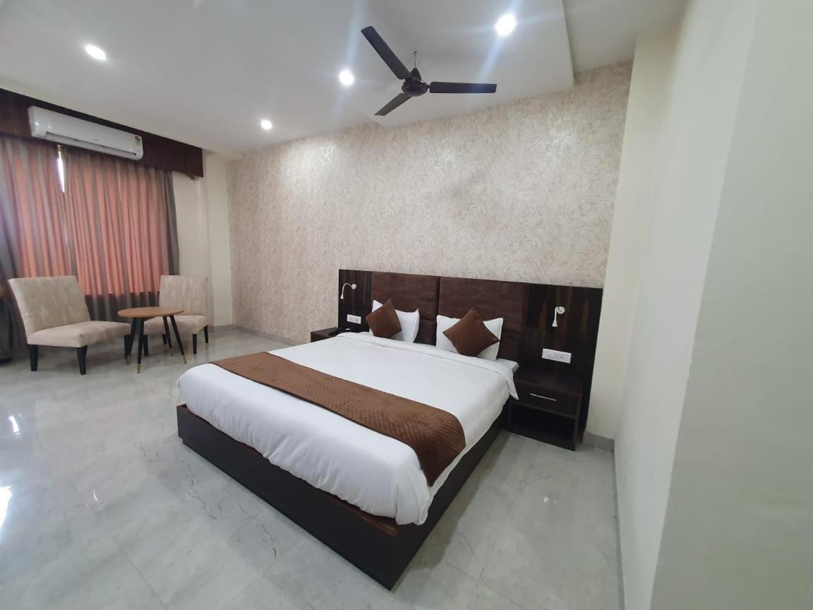 Akash Hotel Managed By Jk Hotels & Resorts Kathua Exteriör bild
